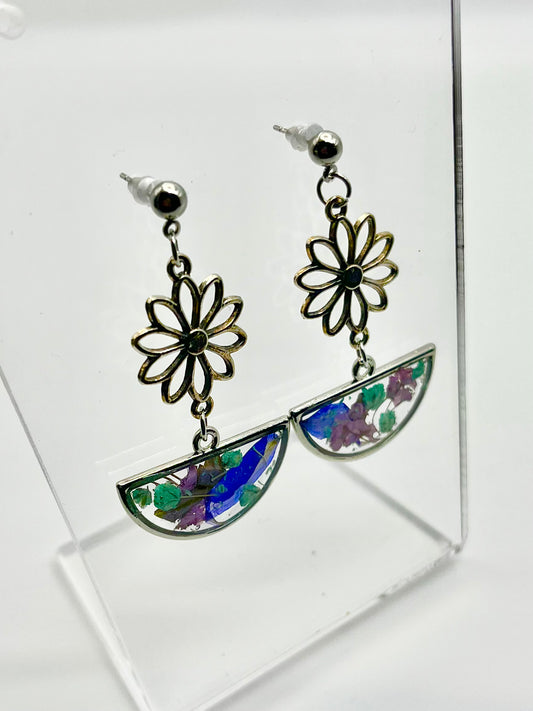 GARDEN OF DAISIES Earrings